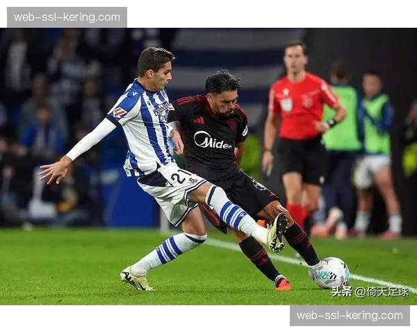 欧联杯席位争夺战前瞻，比利亚雷亚尔与贝蒂斯正面交锋